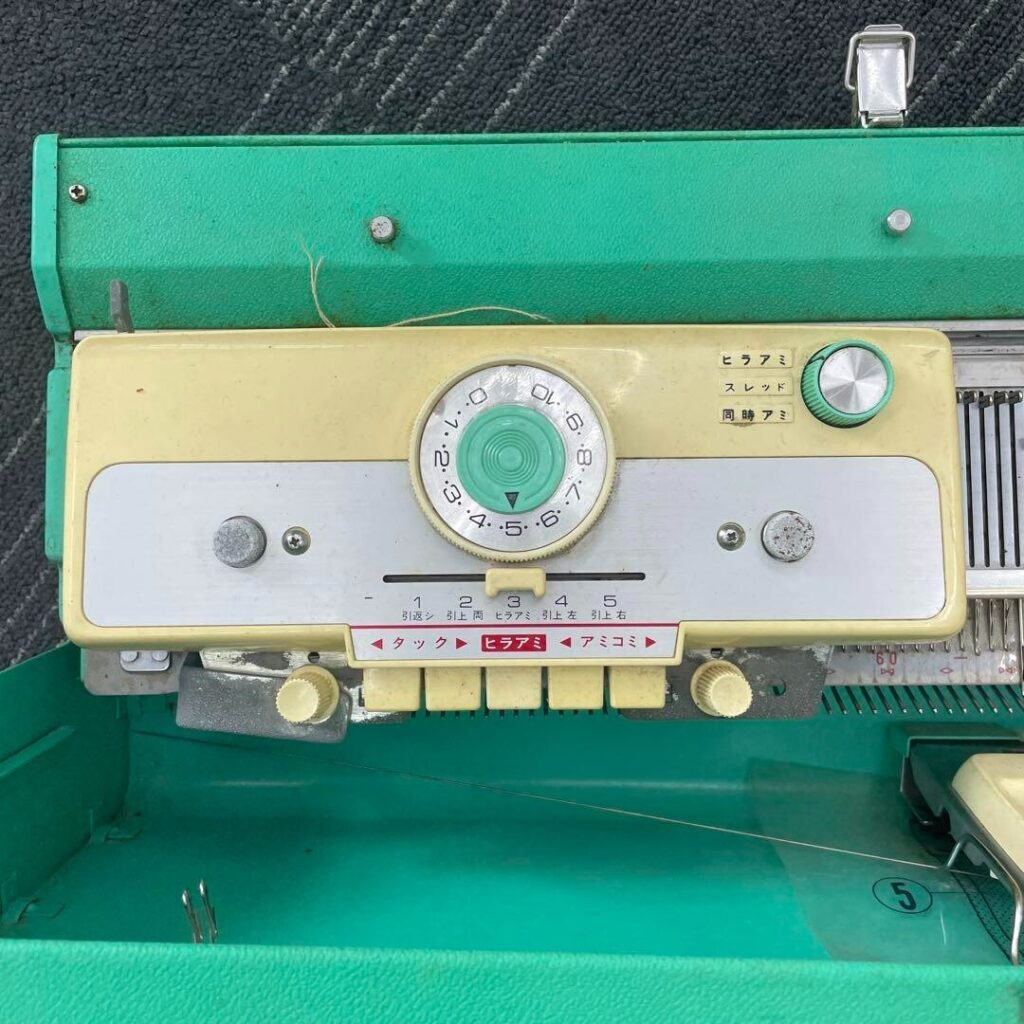 Brother KH601 knitting machine