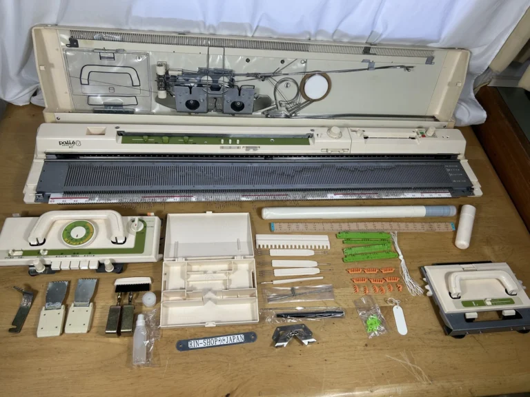 Brother KH881 knitting machine