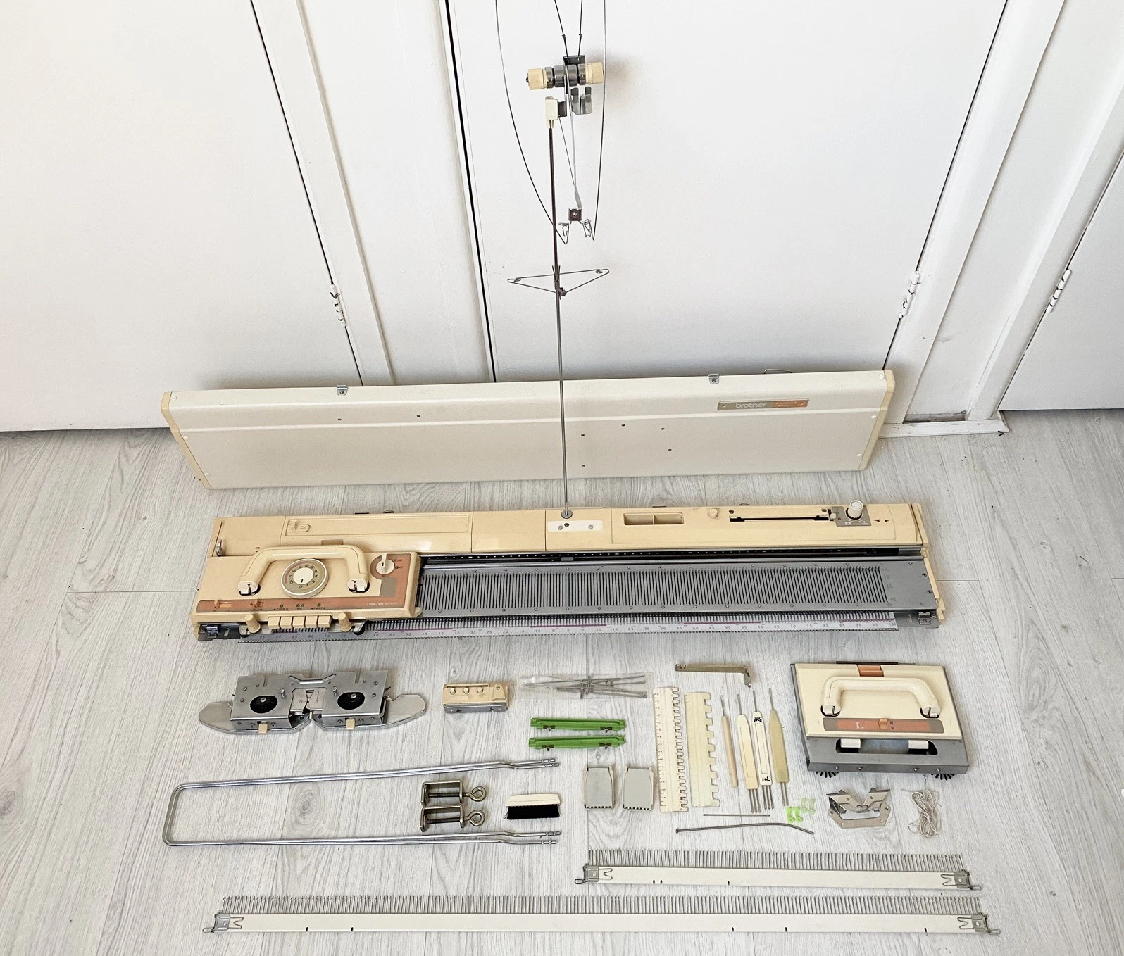 brother KH840 knitting machine